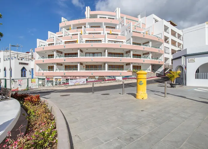 Apartment Playa Delphin 206 *
